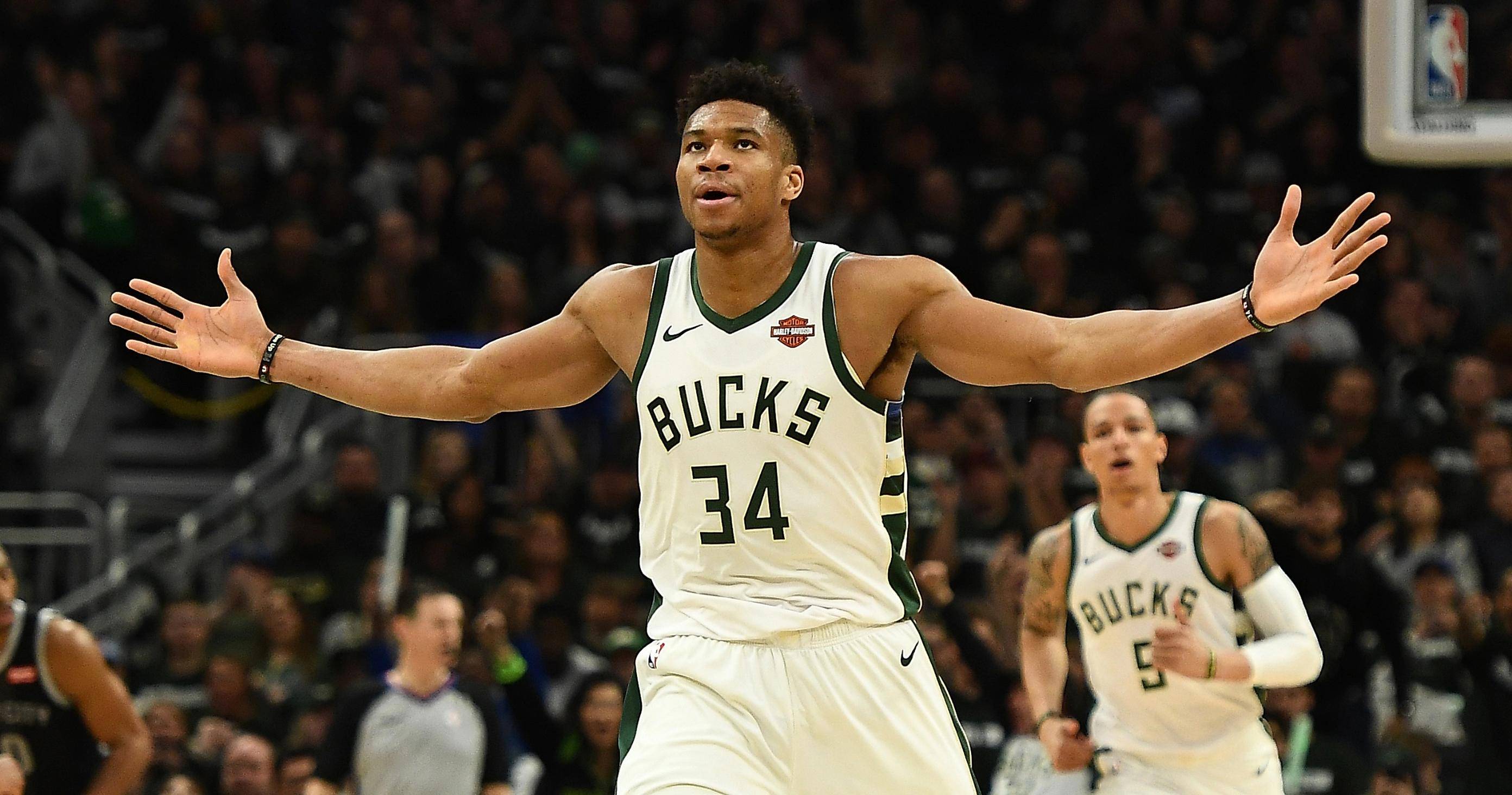 字母哥三巨头联手，威金斯得分突破，快船冲击季后赛！的简单介绍